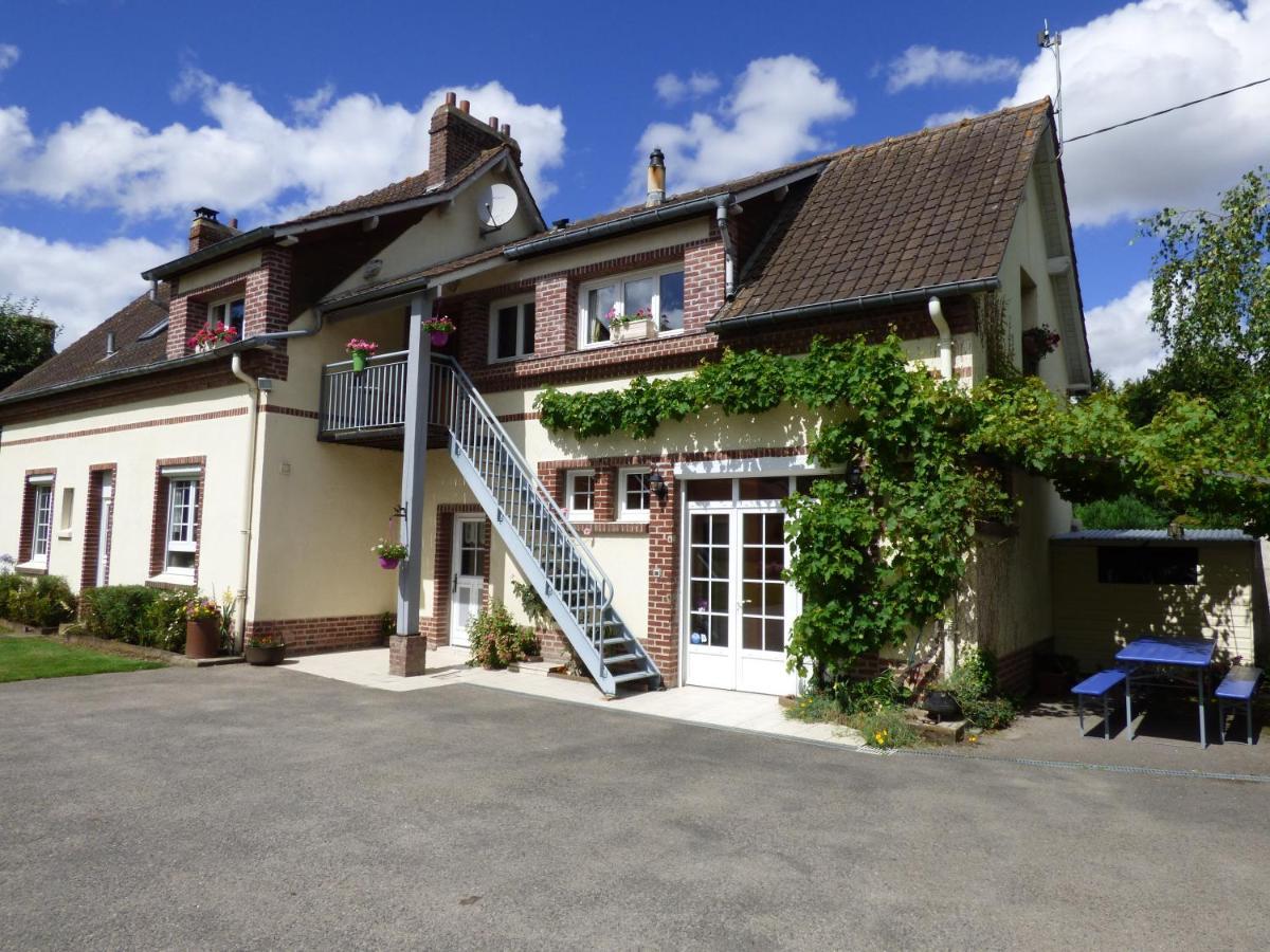 La Fontainoise Bed & Breakfast Fontaine-sur-Somme Exterior photo
